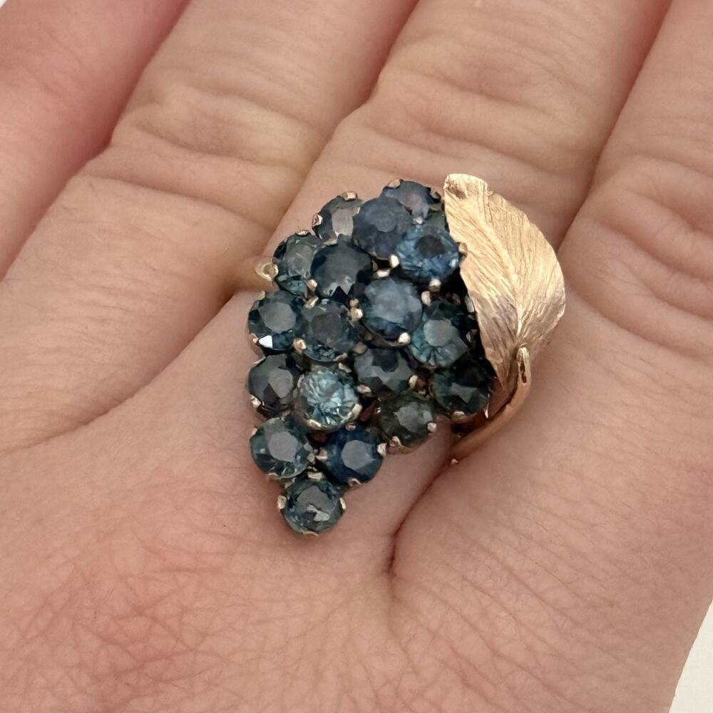 Vintage 14K Yellow Gold Grape Cluster Leaf Blue Stone Statement Ring Size 7